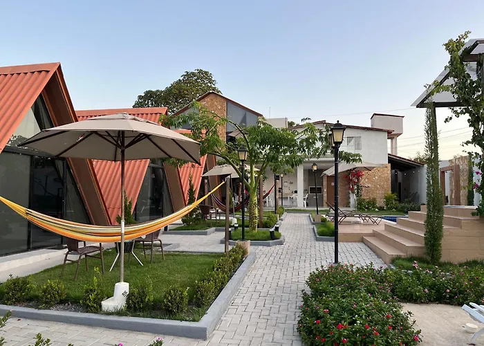 Villa Suíça, Chalé Mezanino